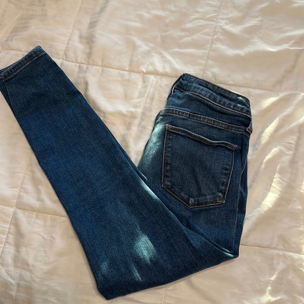 Women’s skinny jeans